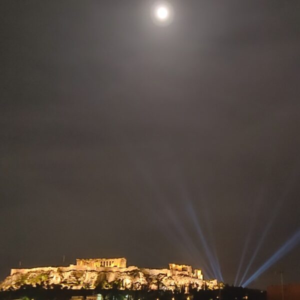 Penthouse Acropolis light show